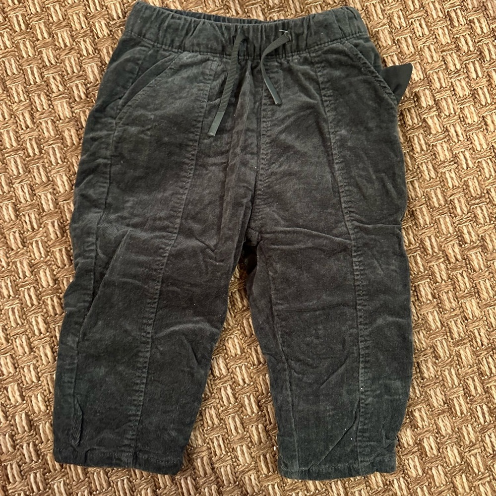 Zara BOYS green corduroys (12-18 months)